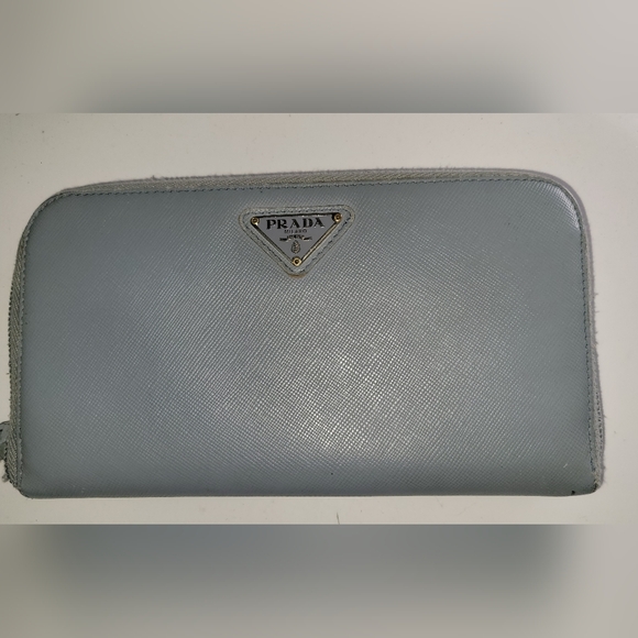 Prada saffiano leather wallet - Picture 1 of 9